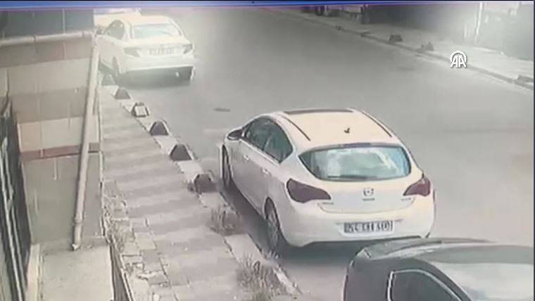 İETT otobüsü 8 yaşındaki çocuğa çarptı! O anlar saniye saniye kamerada... - Resim: 13